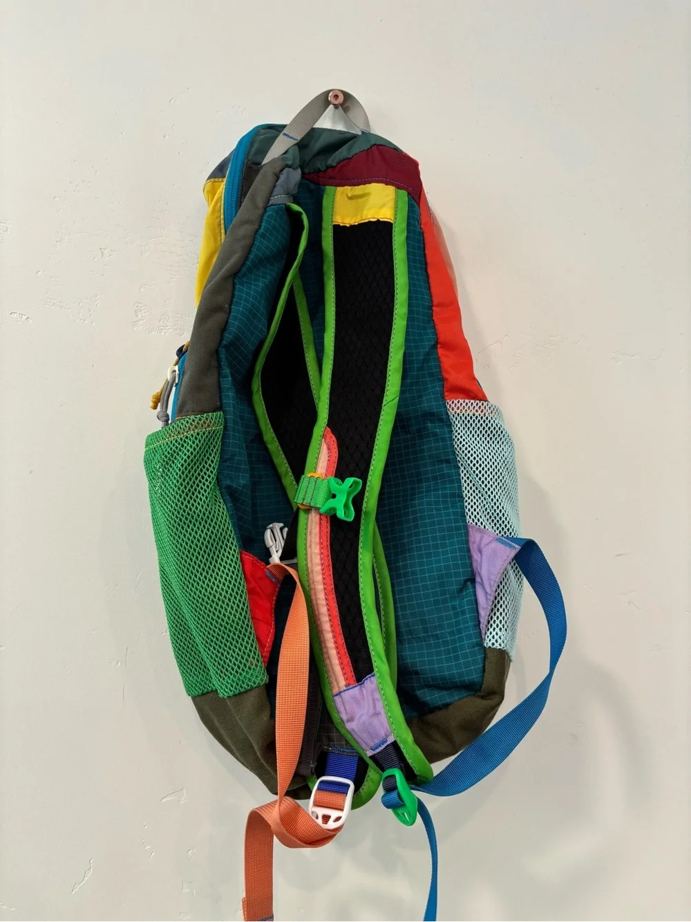Cotopaxi Batac 24 Backpack 24L Colorful Multipurpose Everyday Travel Camping Bag